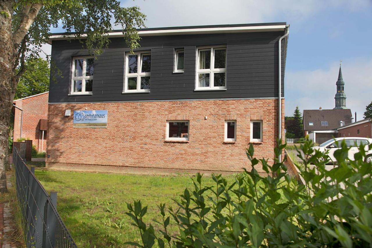 Tönning Sportpension "Seminarhaus An Der Eider" מראה חיצוני תמונה